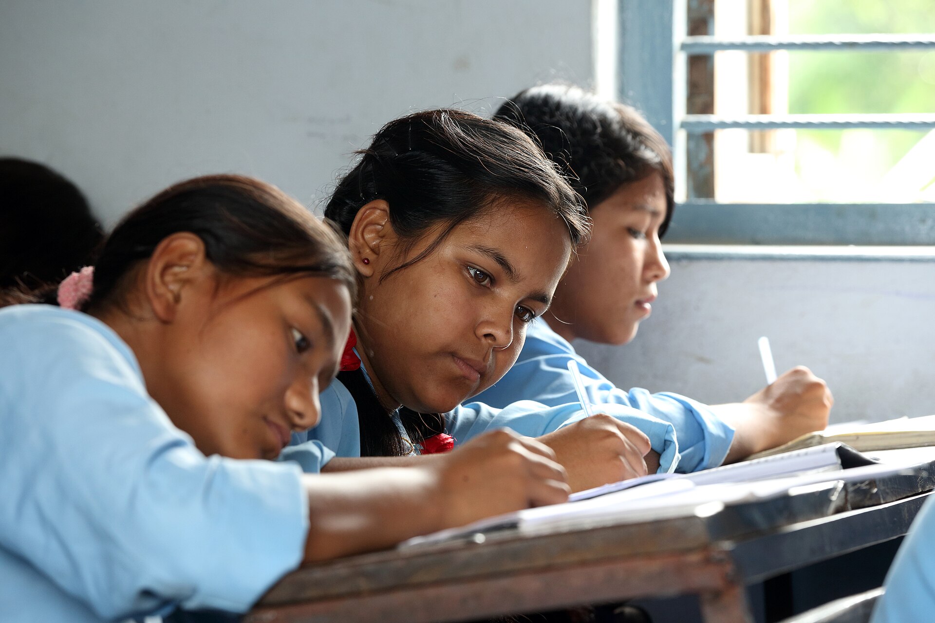 Grade 8 at Shree Dharmasthali Lower Secondary School, Pokhara, Nepal. Photo by Jim Holmes for AusAID. (13/2529)